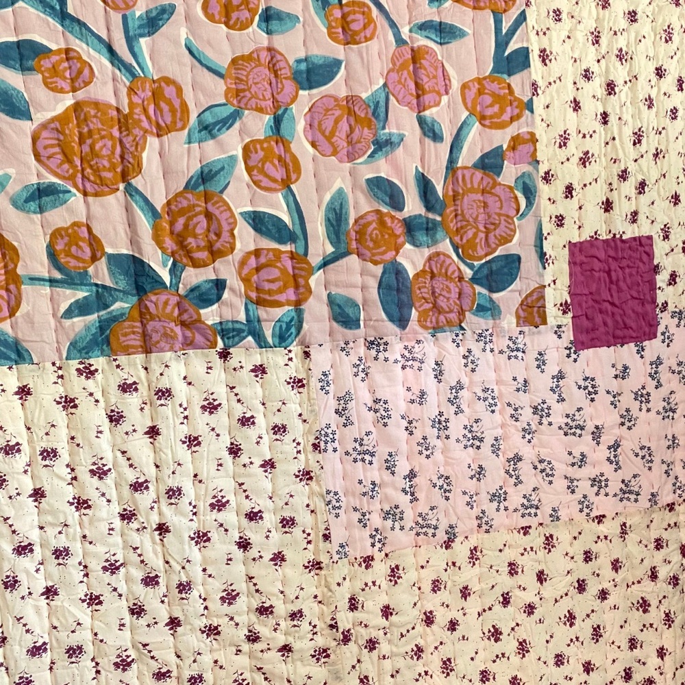 Anthropologie Patchwork Marvel Bed Blanket, Reversible, 82” x 60”, 100% Cotton - Picture 6 of 7